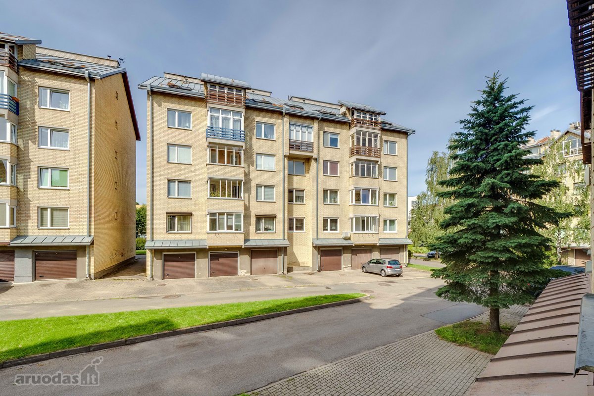 Erdvus 3 Kambarių Butas Su Nuosavu Garažu - nuotraukos Nr. 22