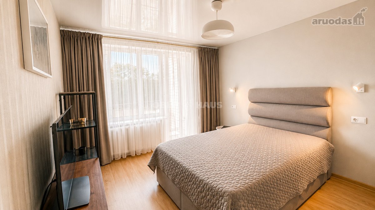 Šviesus ir visiškai rekonstruotas 4 kambarių - nuotraukos Nr. 10