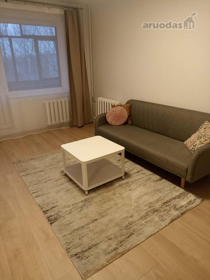 Išnuomojamas šviesus ir jaukus trijų kambarių - nuotraukos Nr. 4