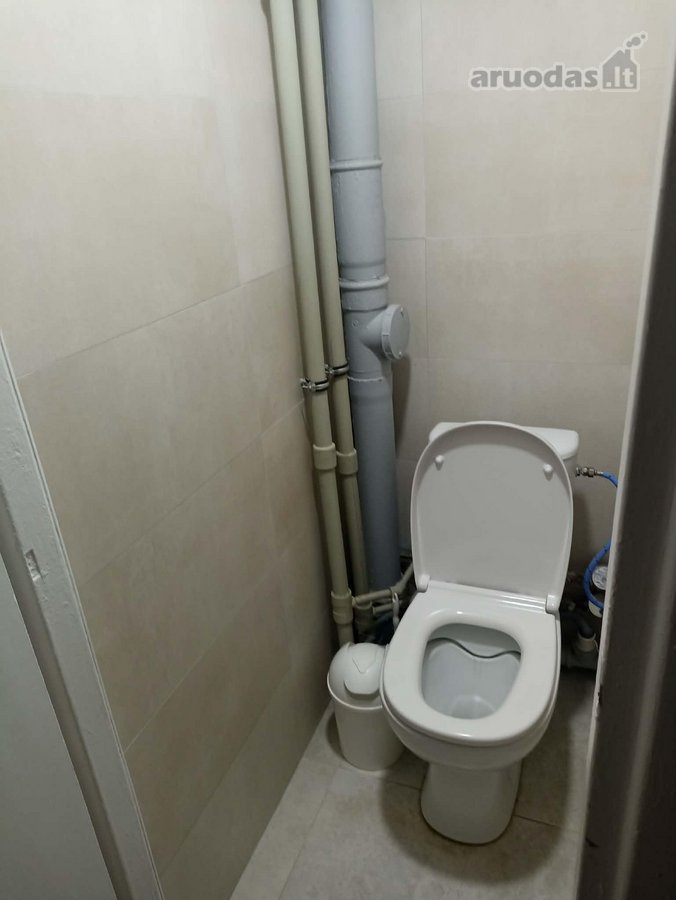 Išnuomojamas šviesus ir jaukus trijų kambarių - nuotraukos Nr. 9