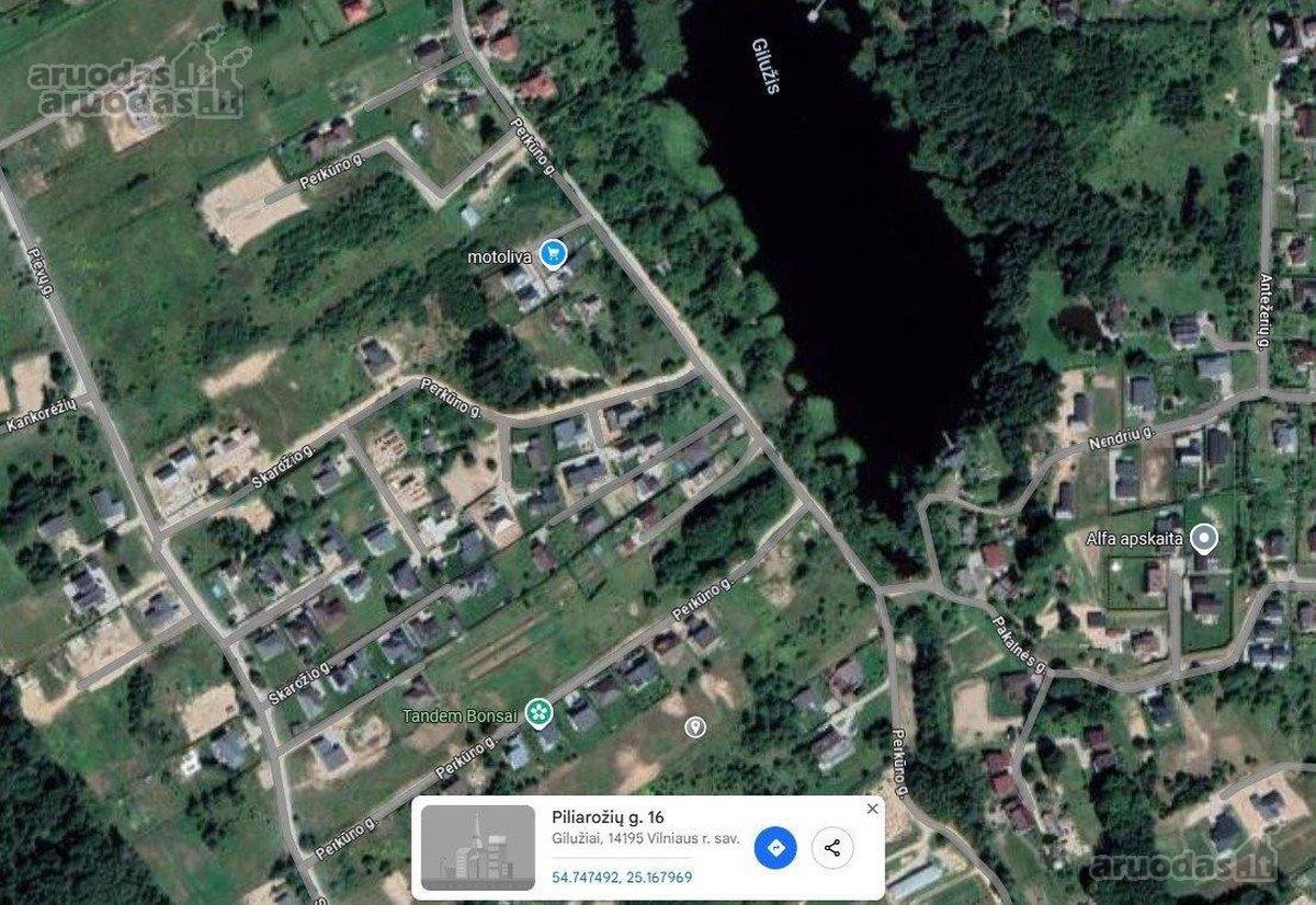 Liko paskutinis pilnos apdailos namas (kairė - nuotraukos Nr. 33