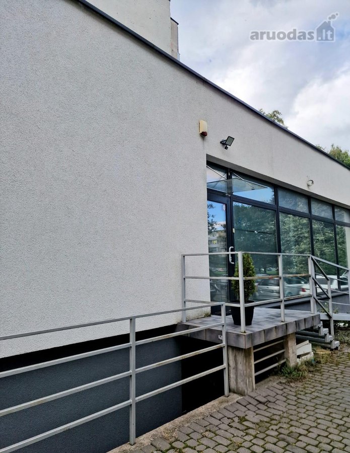 Išnuomojamos 85 m² įrengtos komercinės - nuotraukos Nr. 2