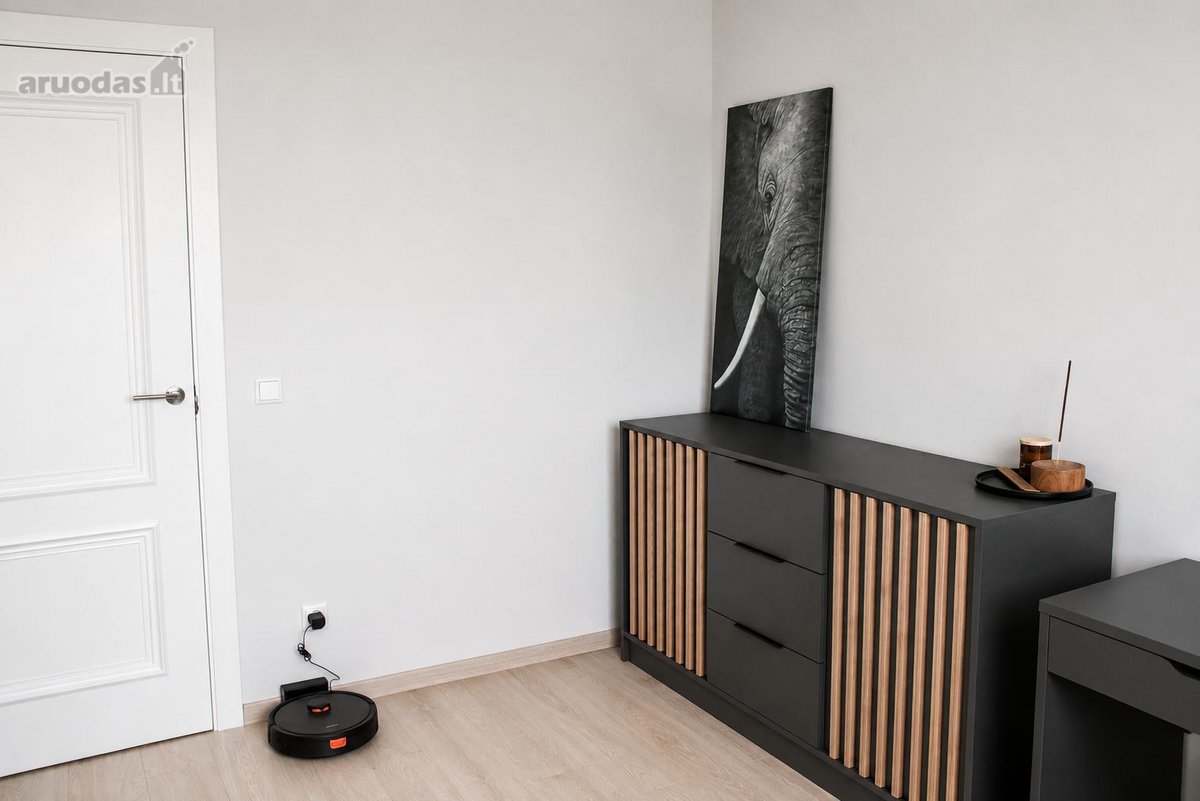 Parduodamas moderniai ir kokybiškai įrengtas - nuotraukos Nr. 11