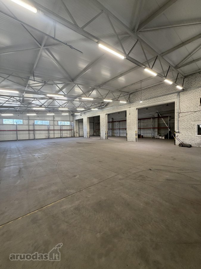 Nuomojamos 300 m2 ofiso patalpos ir 1500 m2 - nuotraukos Nr. 7