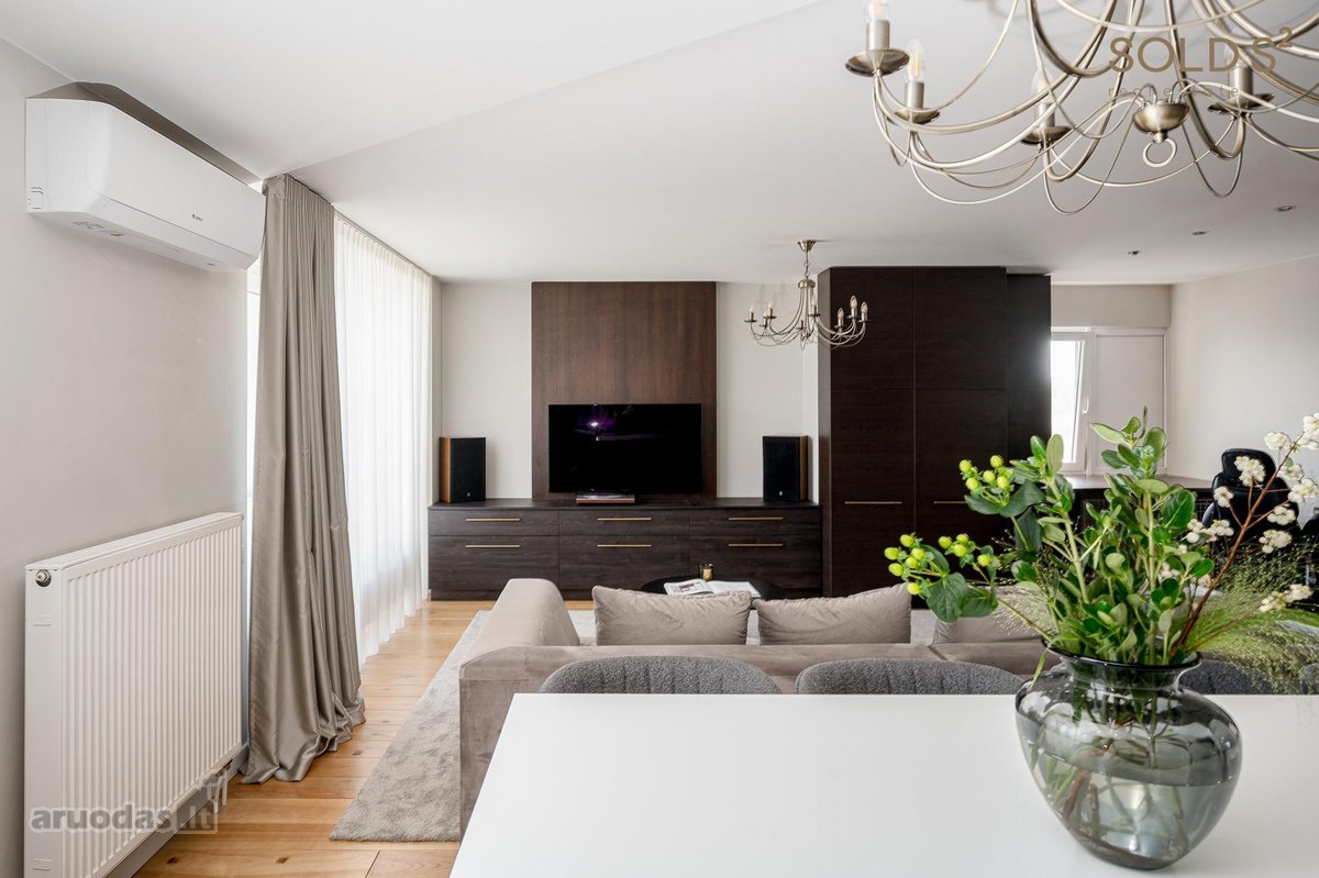 Parduodami apartamentai Žirmūnuose, šalia - nuotraukos Nr. 2