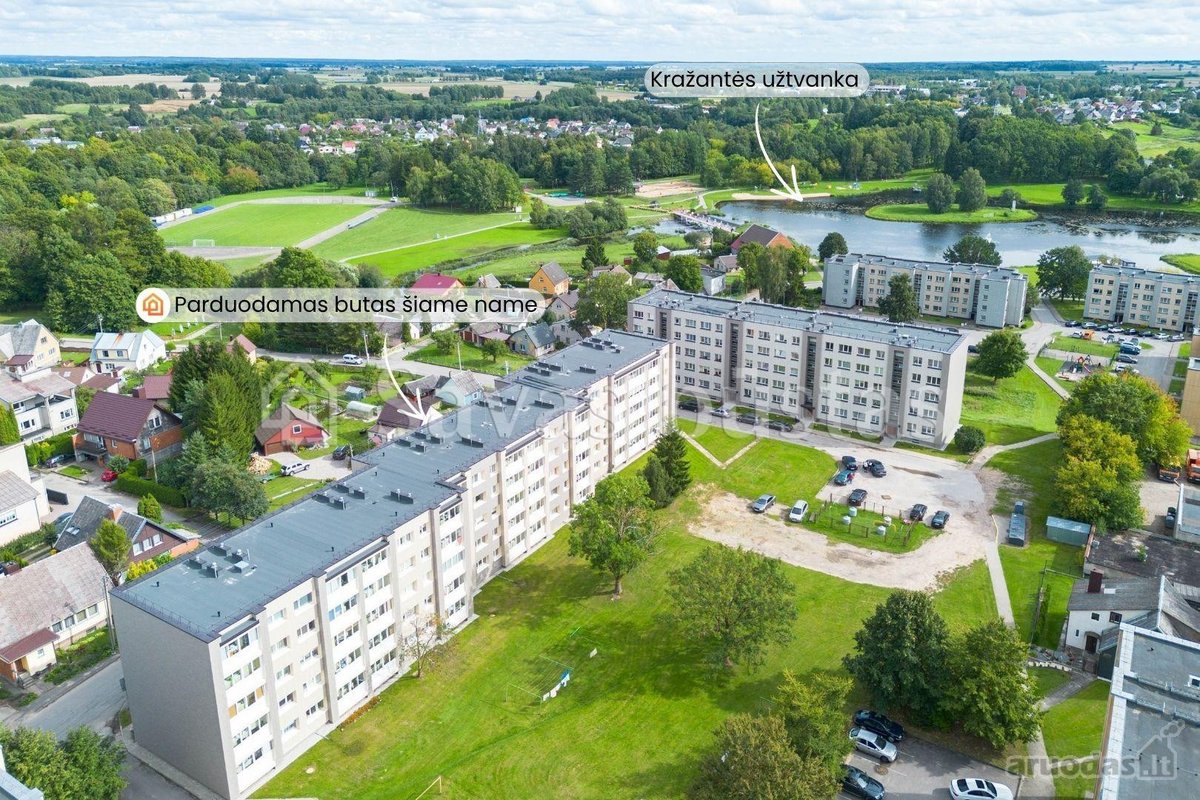 Parduodamas 2 kambarių butas renovuotame name - nuotraukos Nr. 2