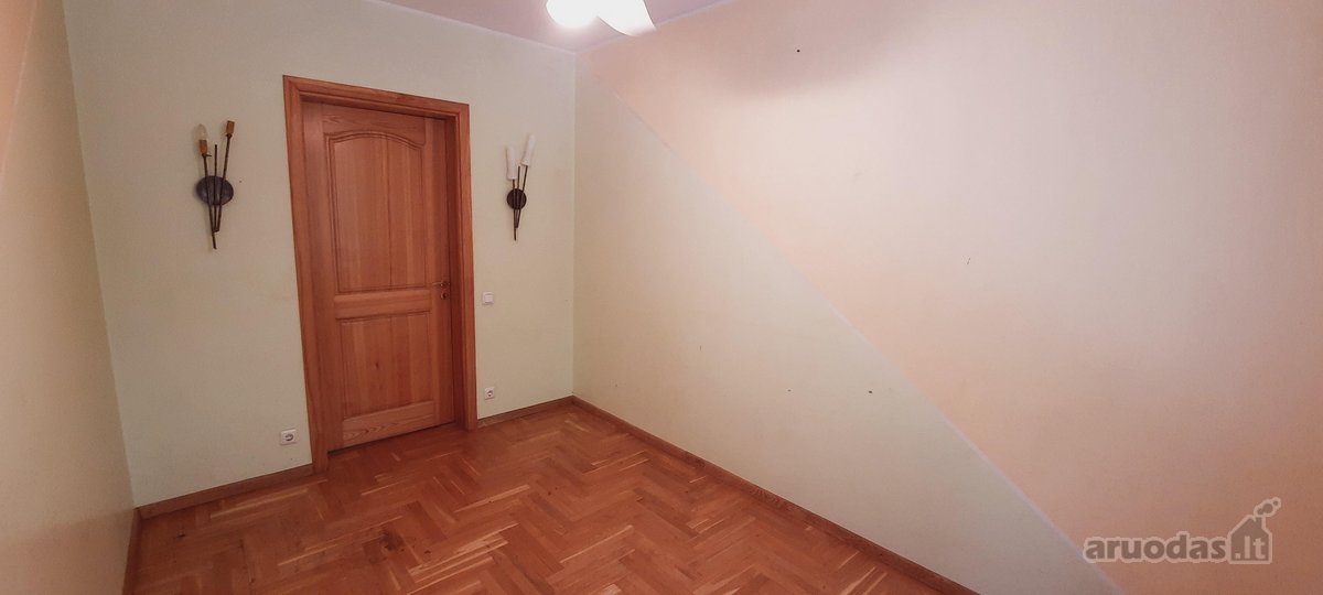 Erdvus Namas Vilniuje Su Privačiu Išėjimu Į - nuotraukos Nr. 25