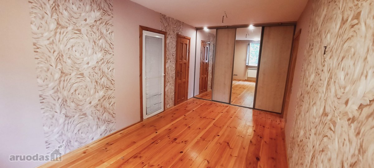 Erdvus Namas Vilniuje Su Privačiu Išėjimu Į - nuotraukos Nr. 37