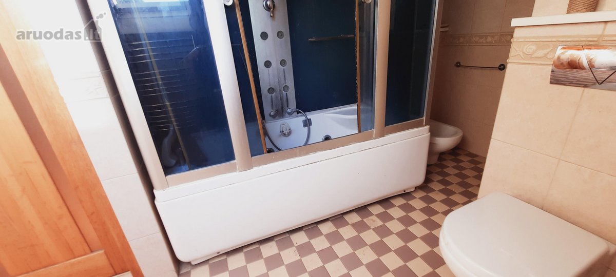 Erdvus Namas Vilniuje Su Privačiu Išėjimu Į - nuotraukos Nr. 48