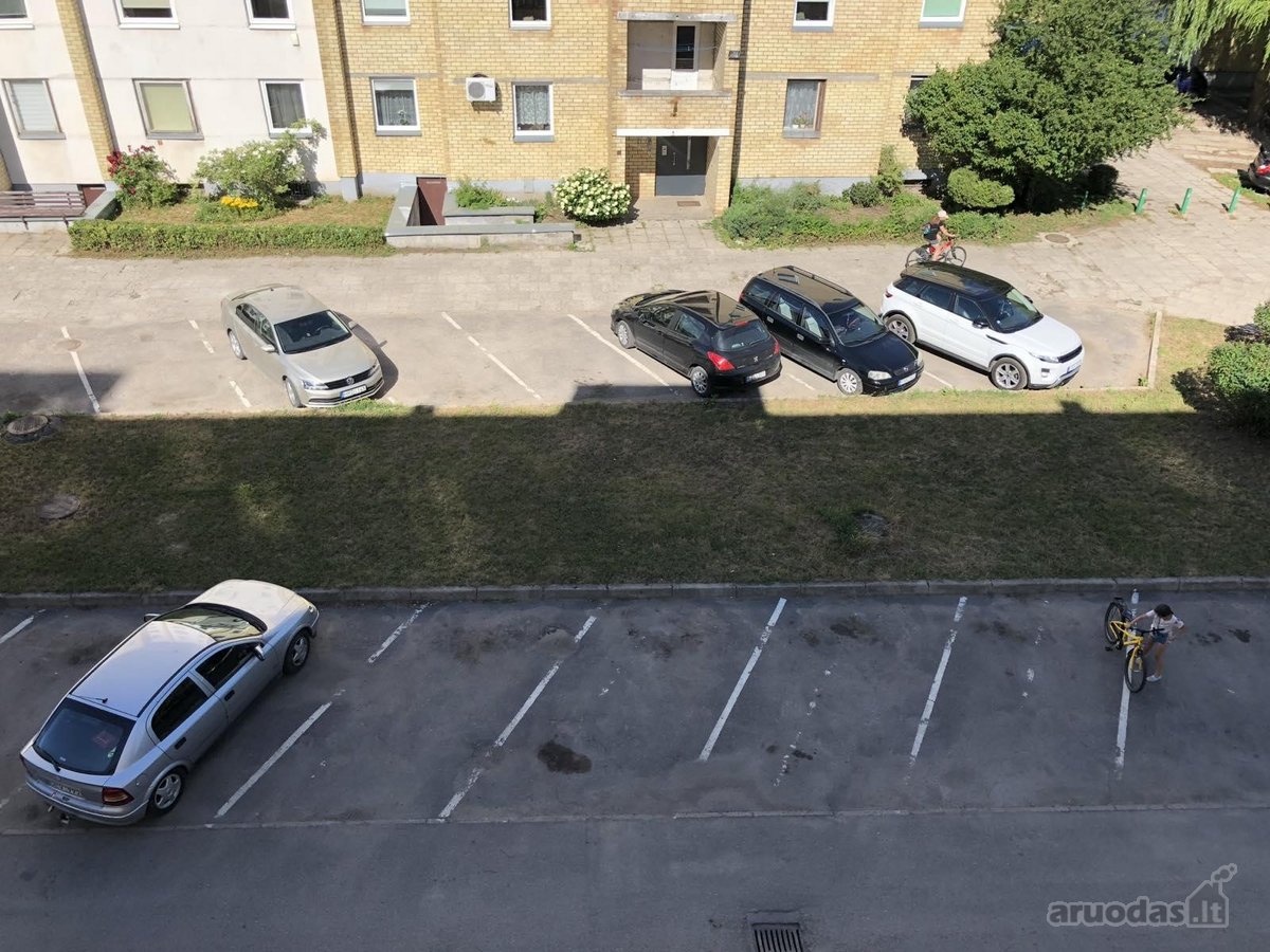 Šviesus ir tvarkingas 2 k. butas su erdviu - nuotraukos Nr. 16