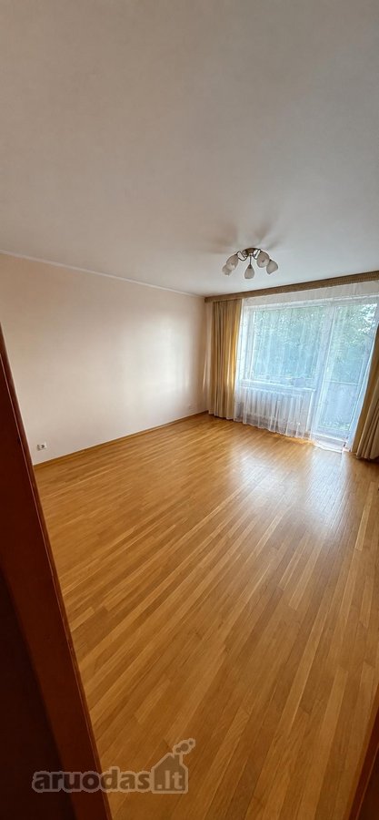Nuo spalio 1dienos nuomojamas dviejų kambarių - nuotraukos Nr. 4