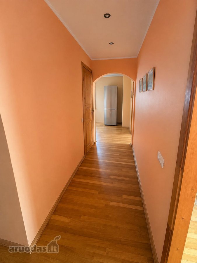Nuo spalio 1dienos nuomojamas dviejų kambarių - nuotraukos Nr. 7