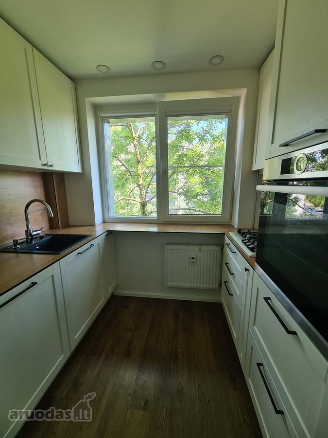 Nuomojamas tvarkingas, šviesus 2 kambarių - nuotraukos Nr. 7