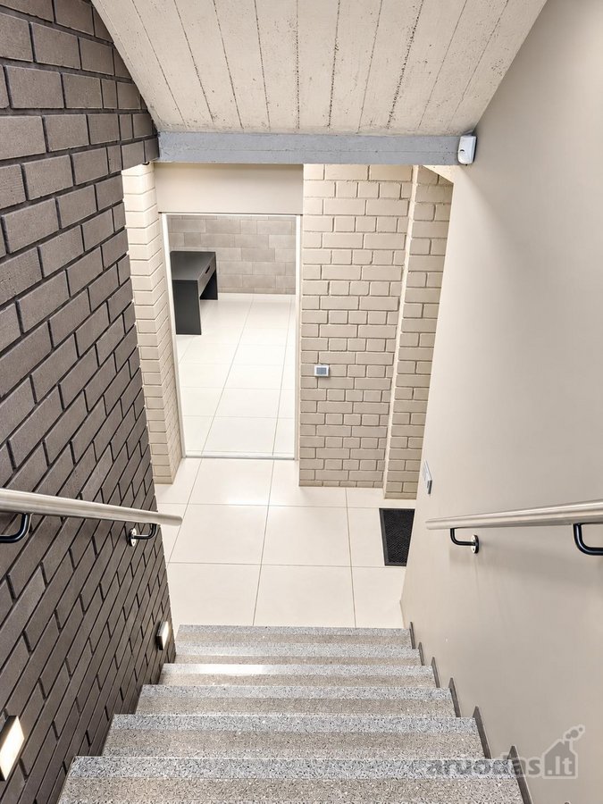 Nuomojamos Pilnai Įrengtos 180 m² Komercinės - nuotraukos Nr. 9