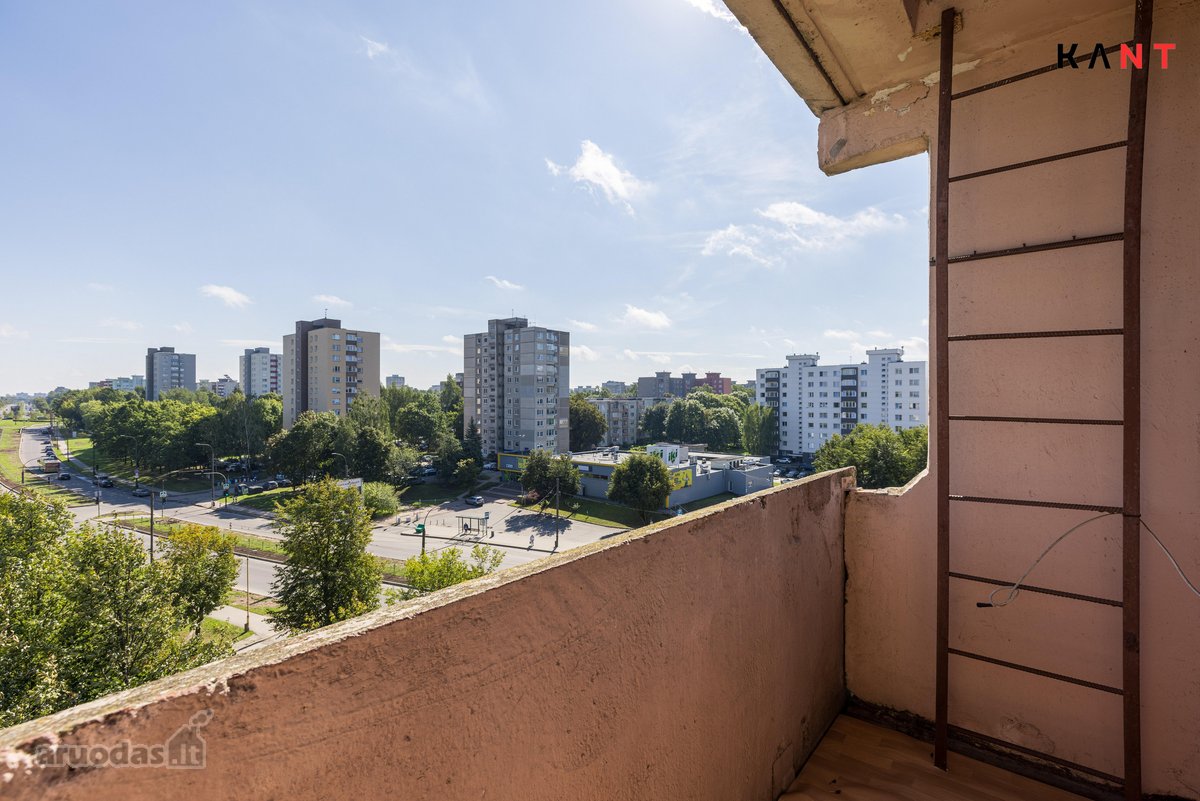 Parduodamas tvarkingas 3 kambarių butas - nuotraukos Nr. 7