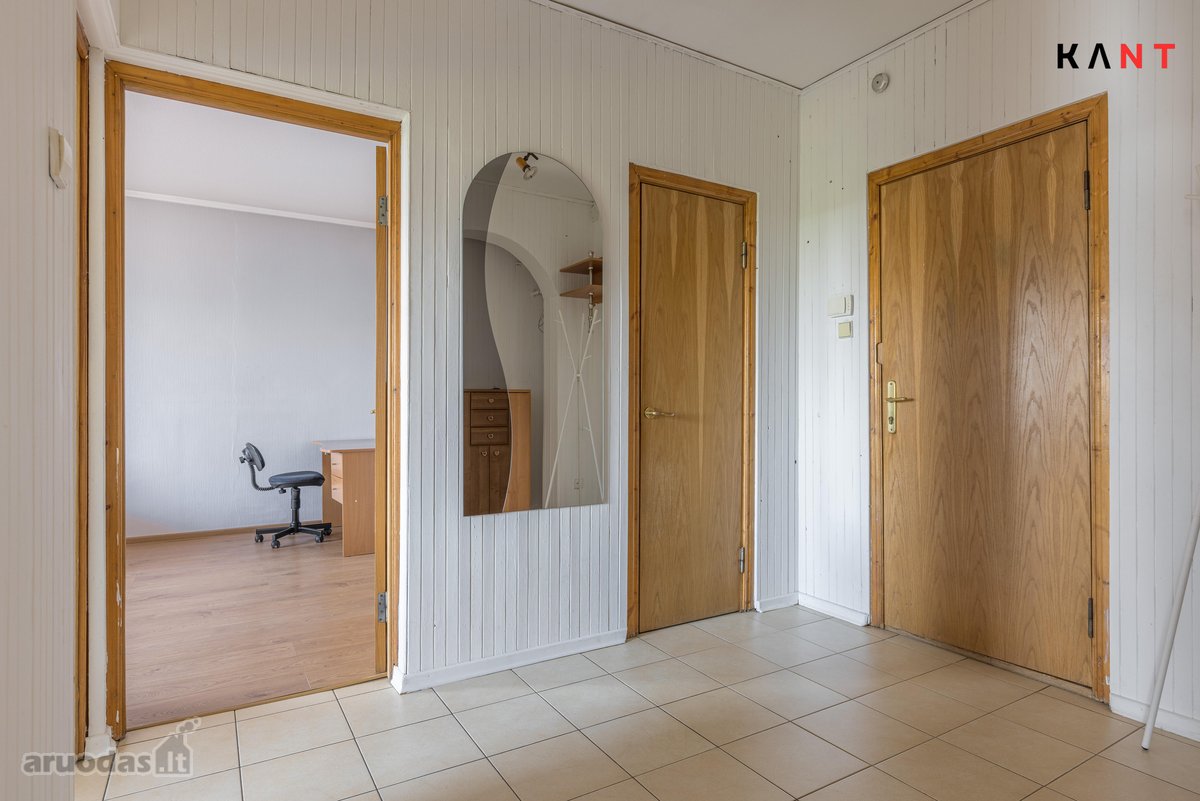 Parduodamas tvarkingas 3 kambarių butas - nuotraukos Nr. 13