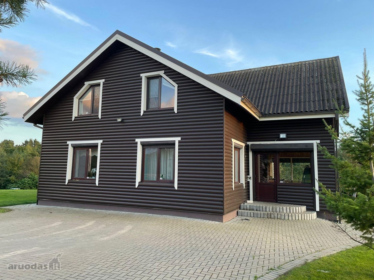 Parduodama Sodyba Molėtų Rajone. 1 Ha Namų - nuotraukos Nr. 2