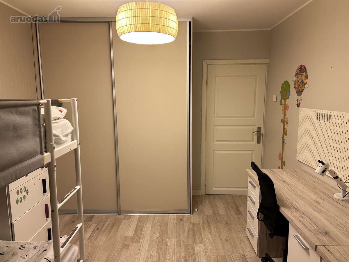 Nuomojamas šviesus, jaukus ir funkcionaliai - nuotraukos Nr. 26