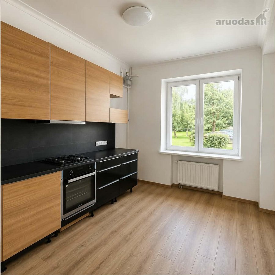 Išnuomojamas Erdvus 3 Kambarių Butas - nuotraukos Nr. 4