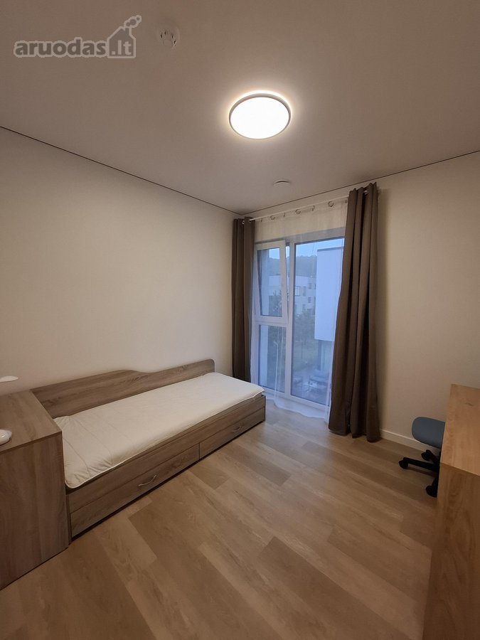 Išnuomojamas naujai įrengtas 93 kv. m. - nuotraukos Nr. 11