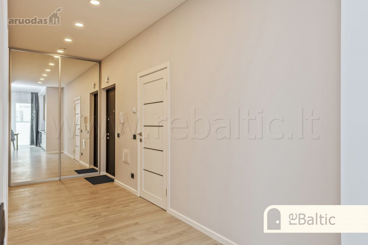 Stilingi, įrengti trijų kambarių apartamentai - nuotraukos Nr. 19