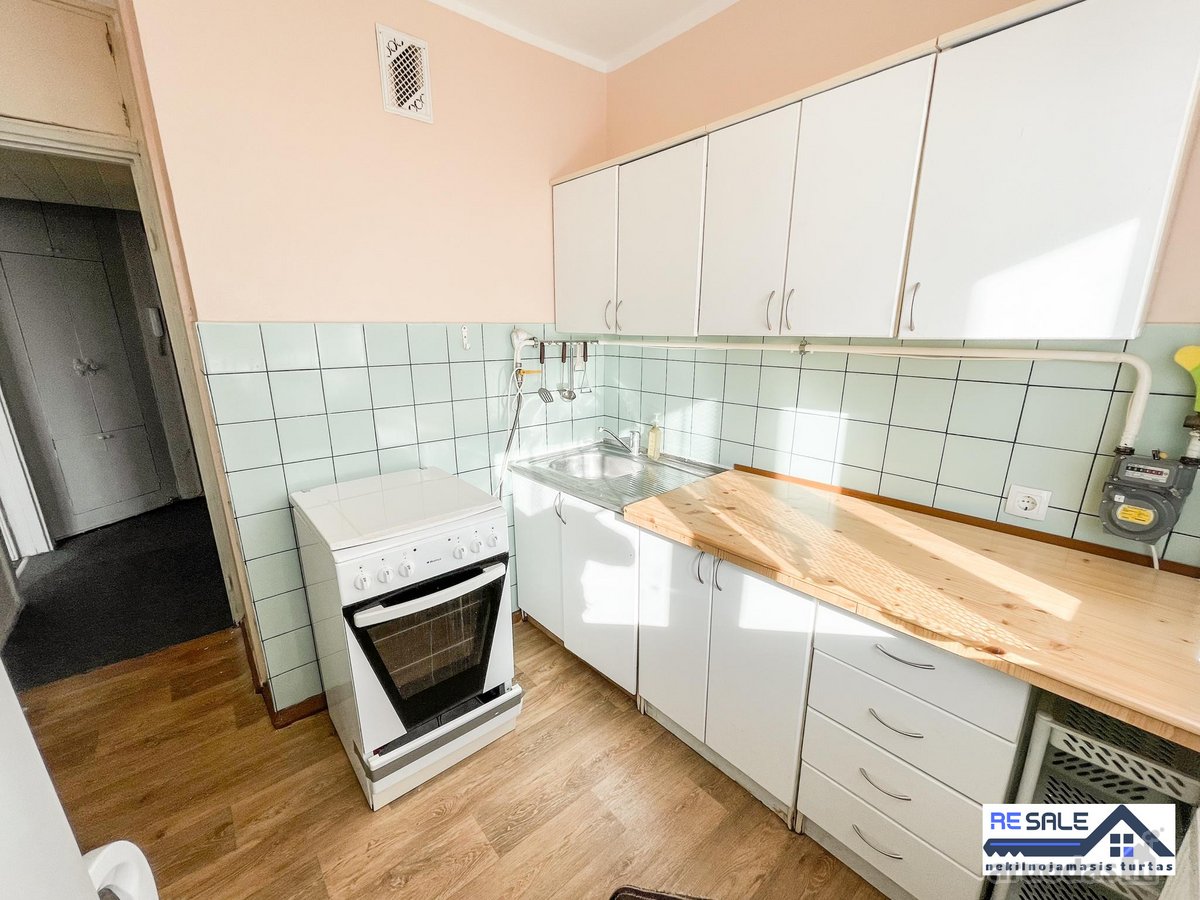 Parduodamas 2 kambarių butas renovuotame name - nuotraukos Nr. 12