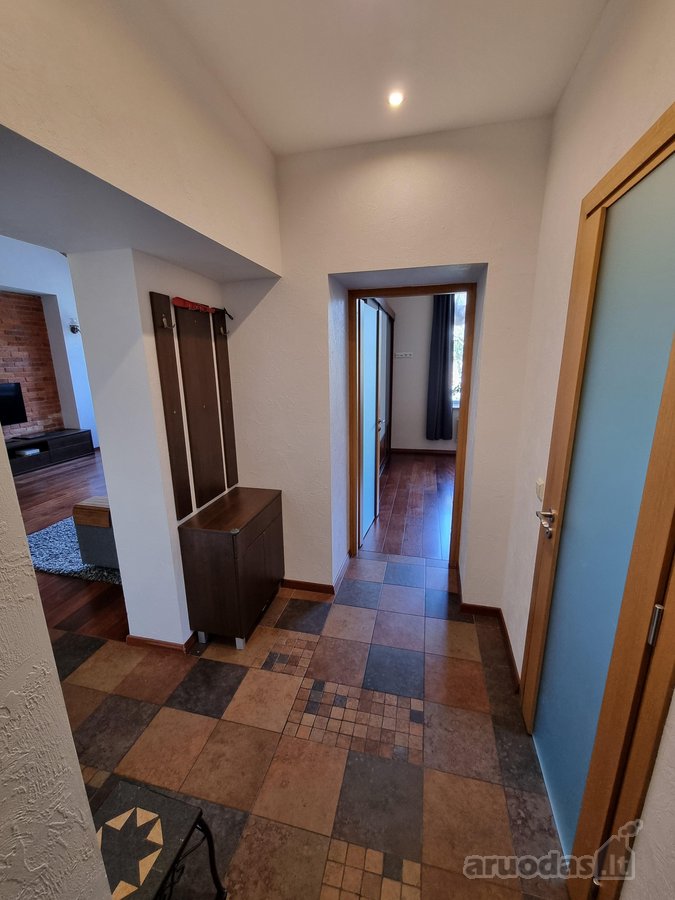 Išnuomojamas jaukus ir erdvus 2 kambarių - nuotraukos Nr. 16