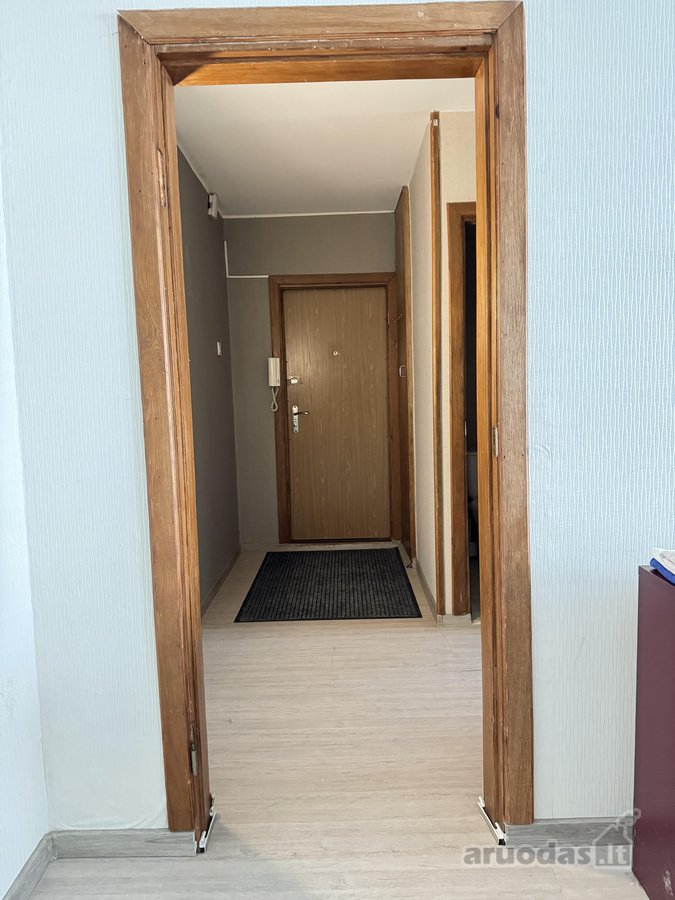 Parduodamas erdvus, šviesus 3 kambarių butas - nuotraukos Nr. 3