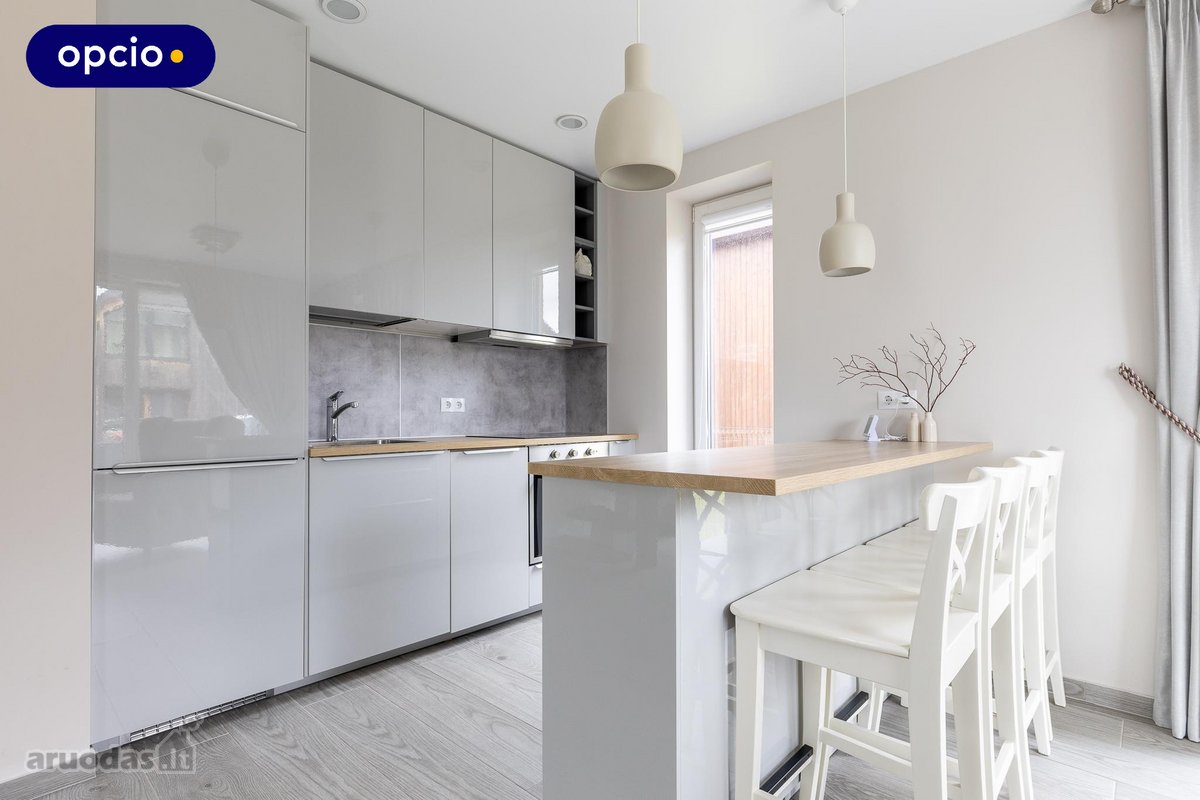 Stilingai Įrengtas 4 Kambarių Namas - nuotraukos Nr. 10