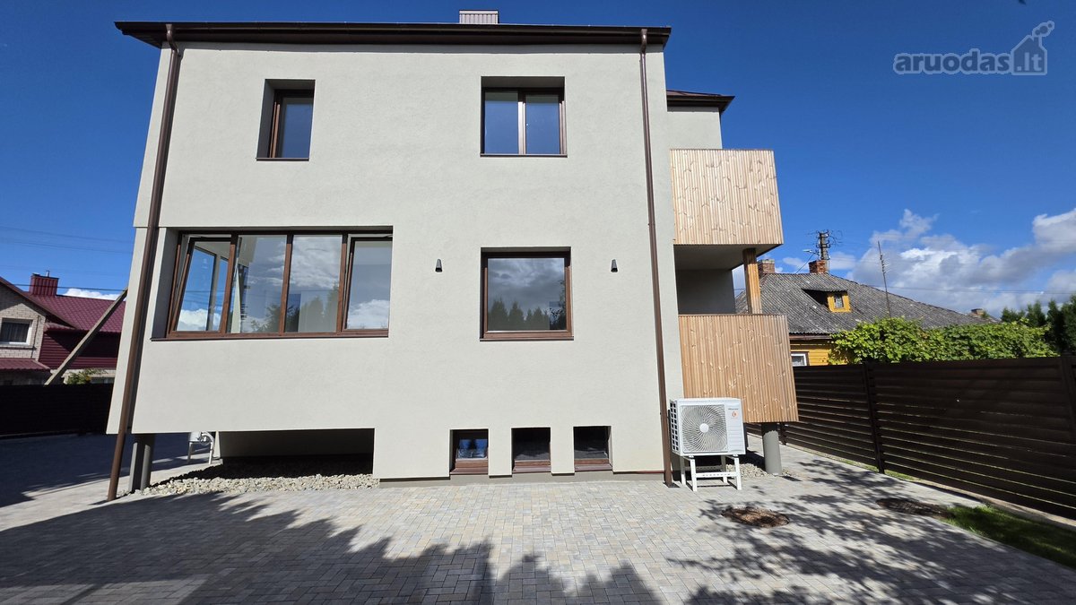 Namo Privalumai Bute – Du Lygiai, Mansarda Ir - nuotraukos Nr. 11