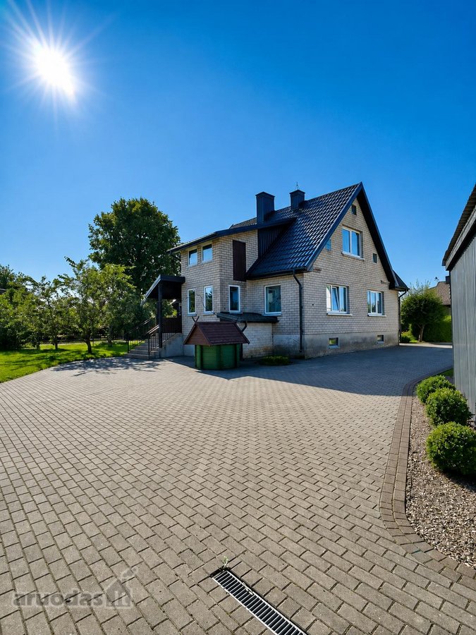 Parduodamas Erdvus Namas Su Prižiūrėta - nuotraukos Nr. 5
