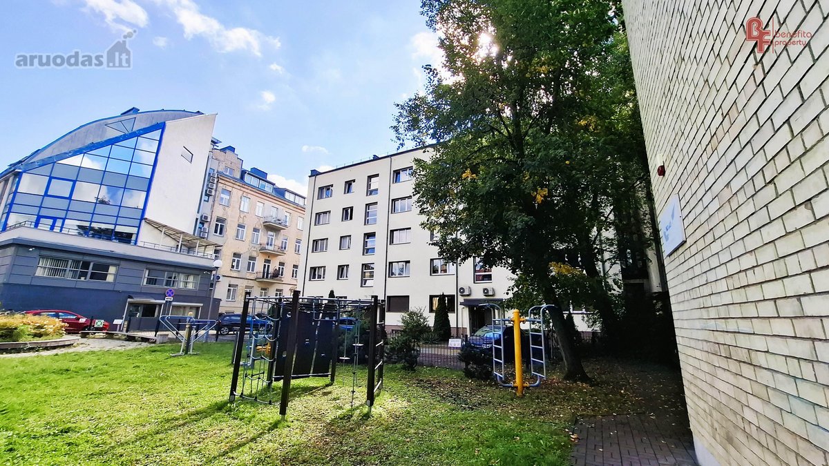 Erdvus ir šviesus 75 m² butas renovuotame - nuotraukos Nr. 3