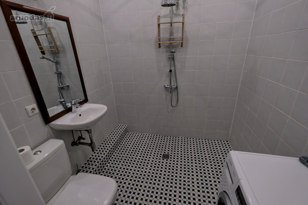 Nuomojamas šviesus, stilingas ir jaukus butas - nuotraukos Nr. 11