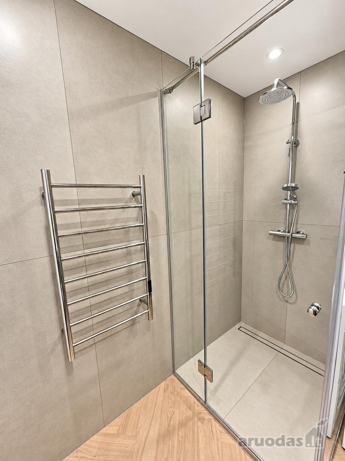 Išnuomojamas naujai, kokybiškai ir moderniai - nuotraukos Nr. 10