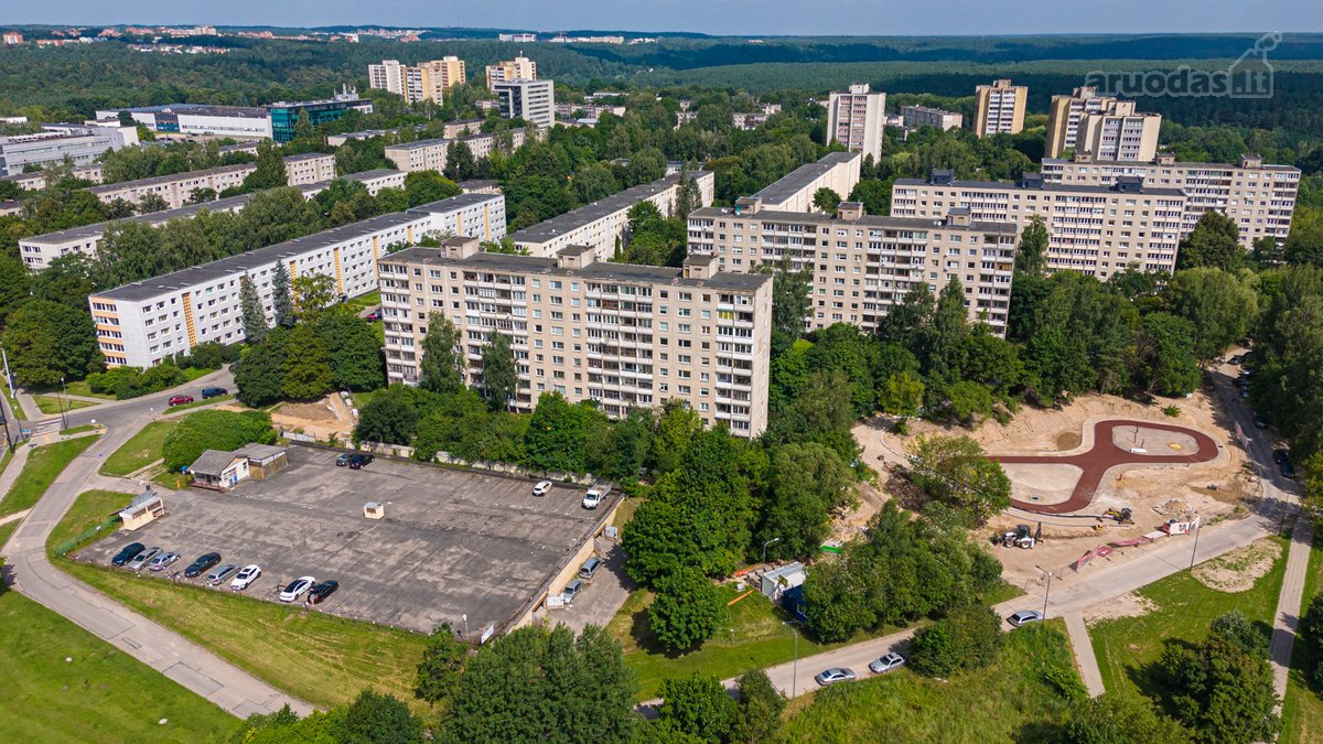 Parduodamas šviesus 1 kambario butas Žirmūnų - nuotraukos Nr. 26