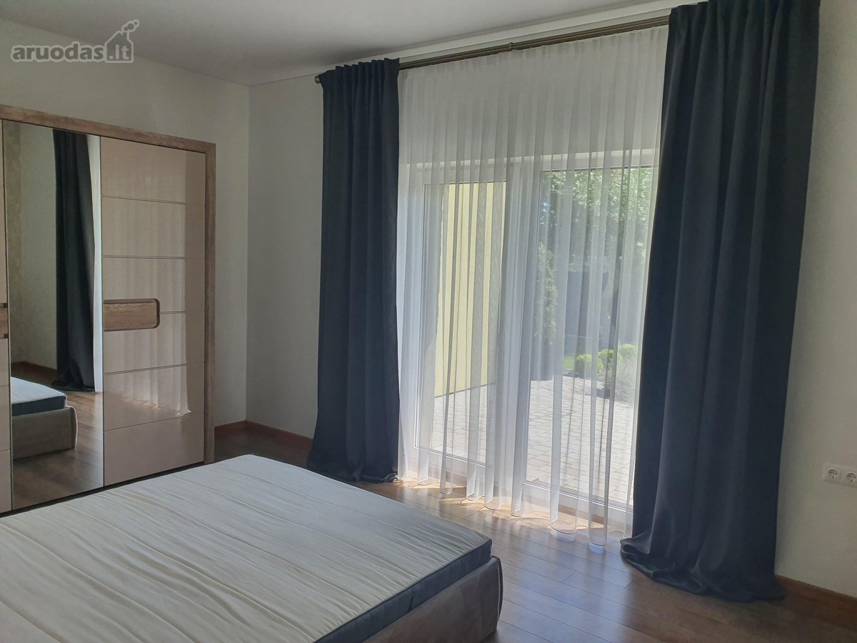 Išnuomojamas Naujas Sublokuotas Namas Su - nuotraukos Nr. 27