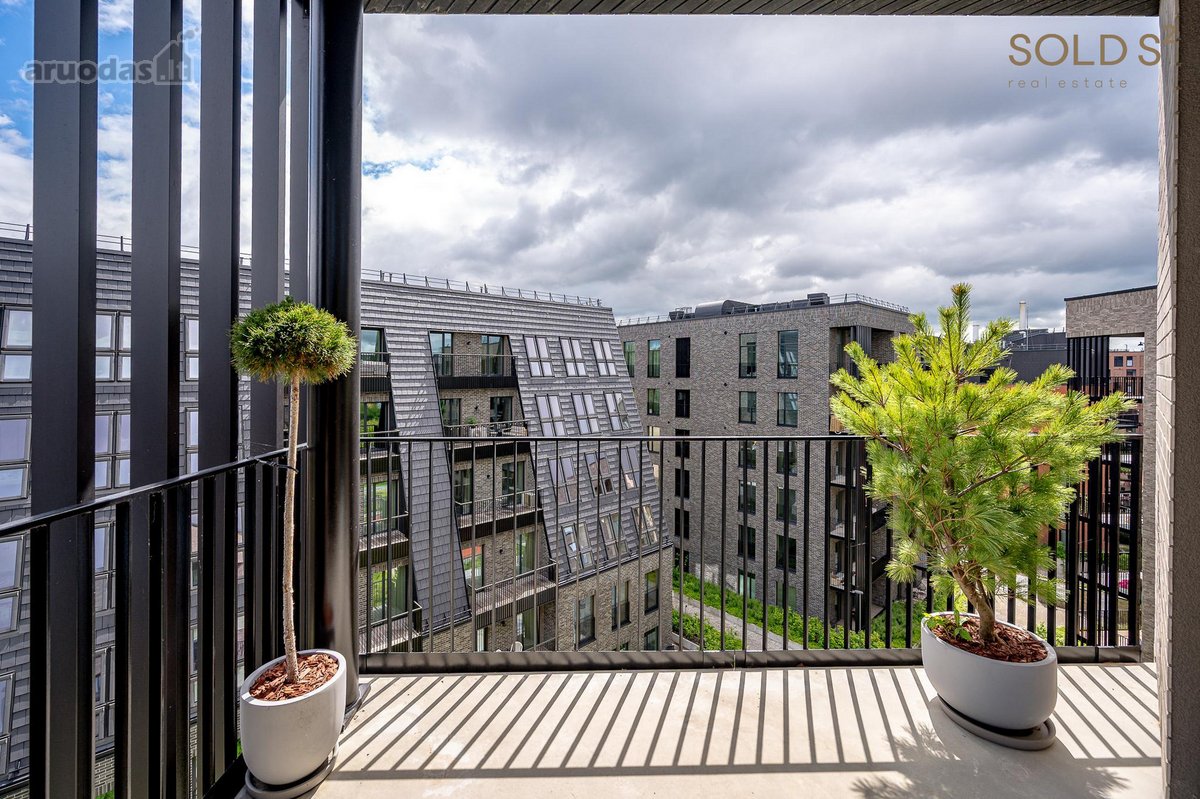 Parduodami šviesūs ir erdvūs apartamentai su - nuotraukos Nr. 16