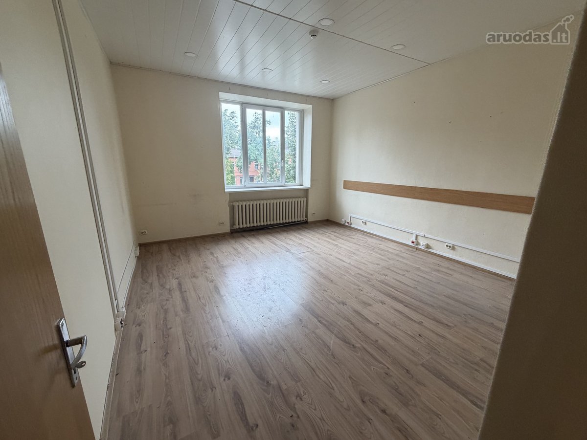 Administracinis pastatas su žemės sklypu - nuotraukos Nr. 18