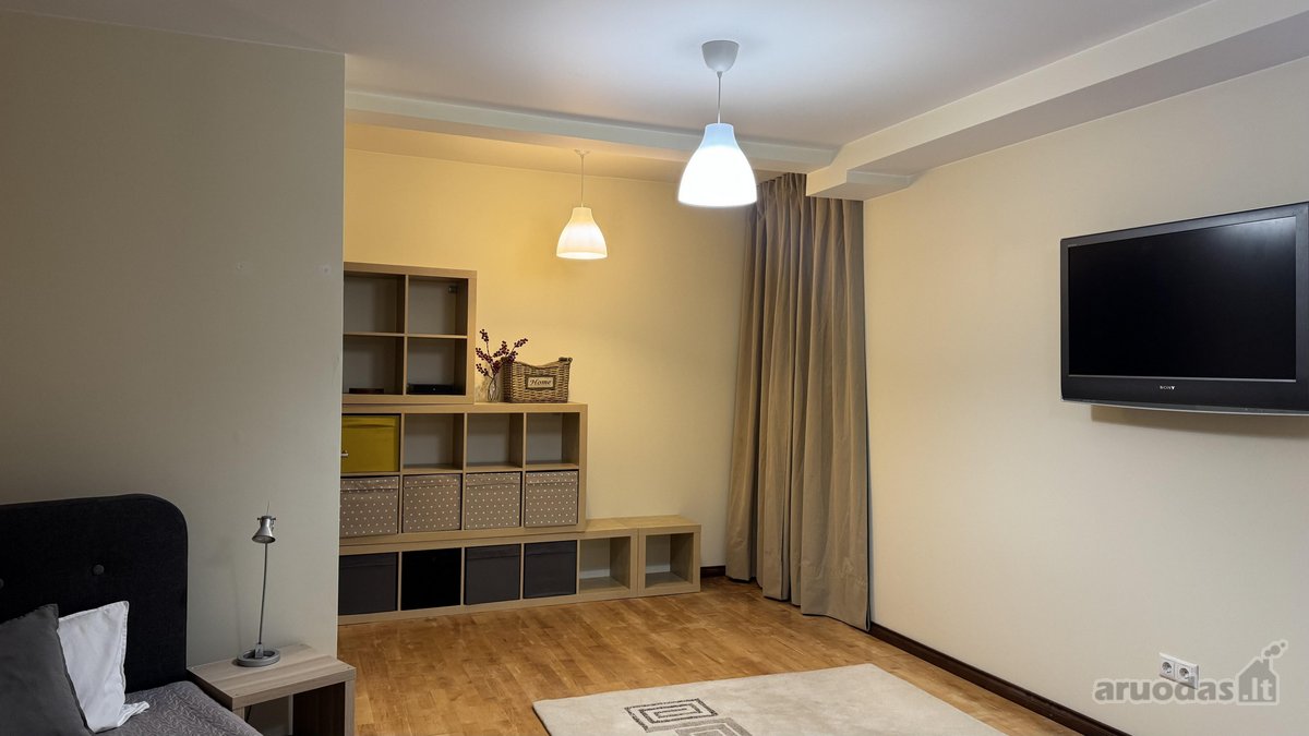 Išnuomojamas erdvus, jaukus ir pilnai - nuotraukos Nr. 8