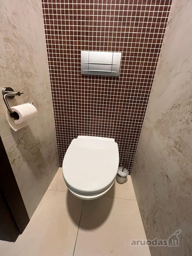 Nuomojamas jaukus ir erdvus 4 kambarių butas - nuotraukos Nr. 17
