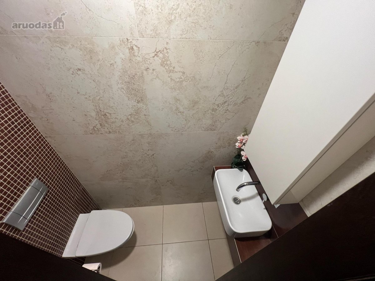 Nuomojamas jaukus ir erdvus 4 kambarių butas - nuotraukos Nr. 18
