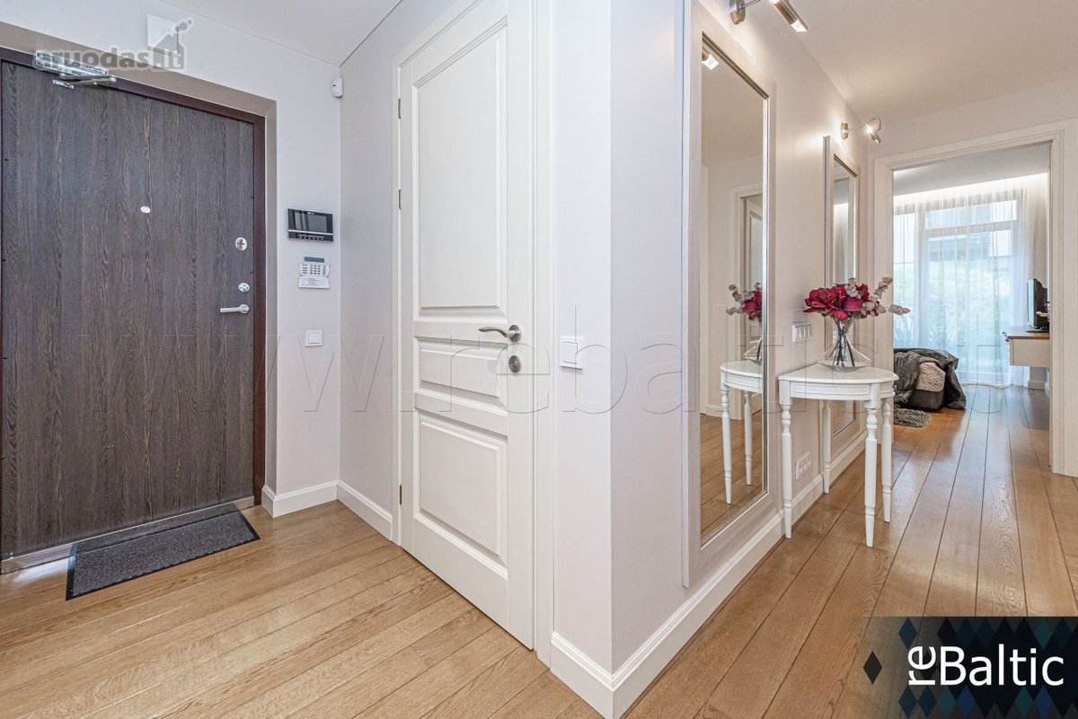 Stilingi trijų kambarių apartamentai su - nuotraukos Nr. 28