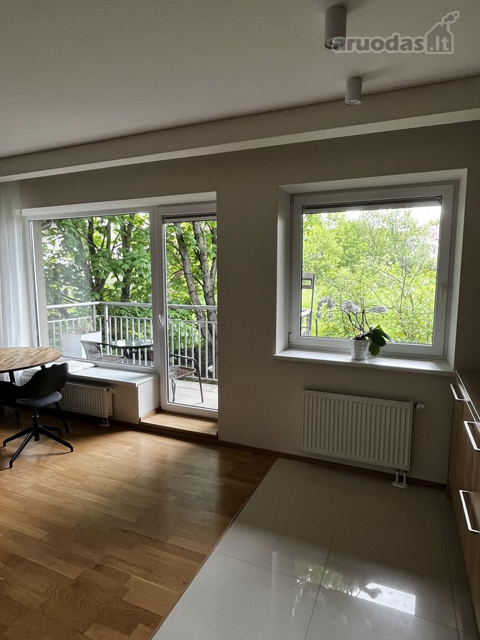 Erdvus ir šviesus 3 kambarių butas ramioje - nuotraukos Nr. 30