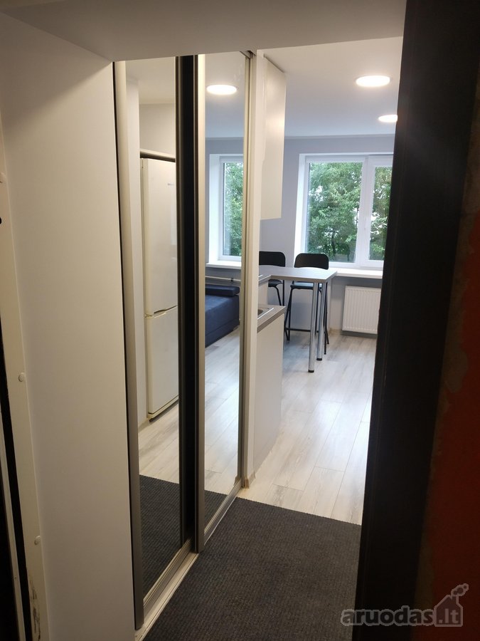 Labas, tik 2 atrankos kriterijai:  - nuotraukos Nr. 15
