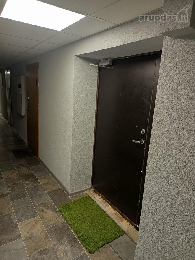 Labas, tik 2 atrankos kriterijai:  - nuotraukos Nr. 17