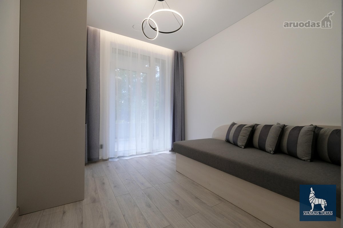 Nuomojamas 3 kambarių butas su daugiau nei 40 - nuotraukos Nr. 13