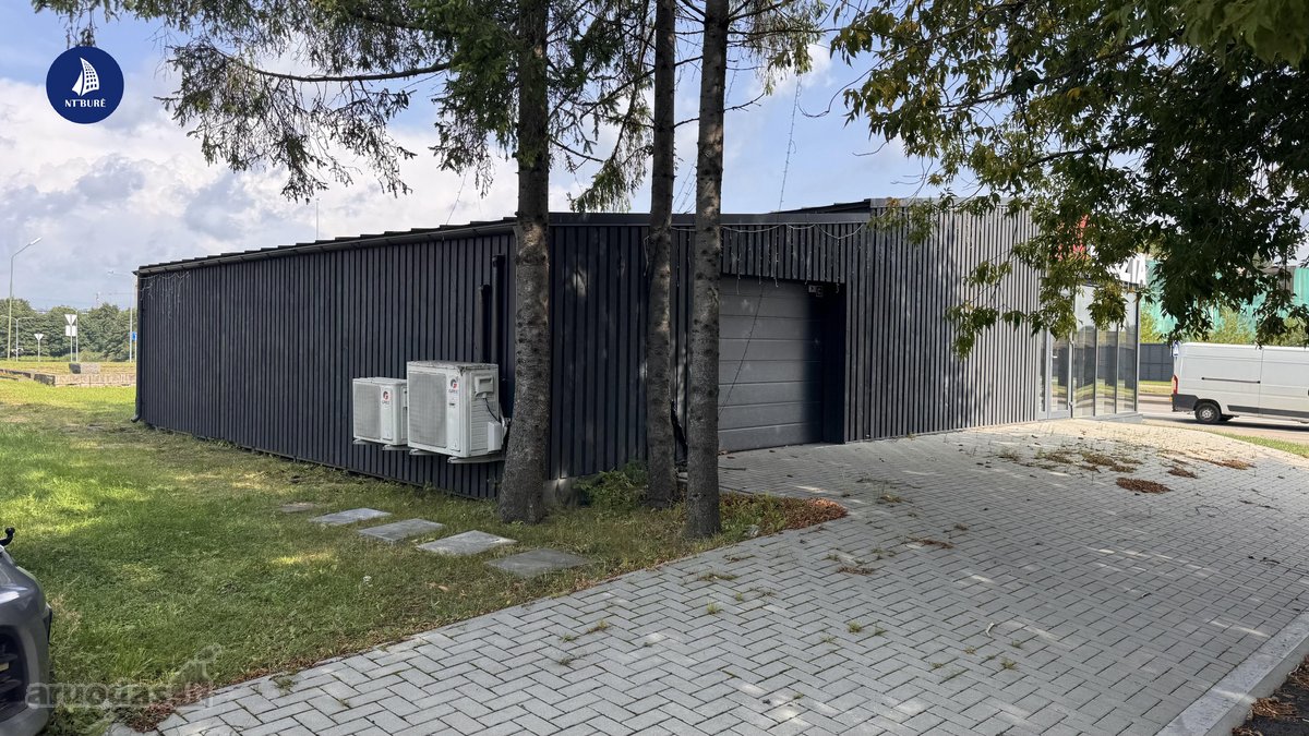 Išnuomojamos 150 Kv. M. Prekybos Patalpos - nuotraukos Nr. 17