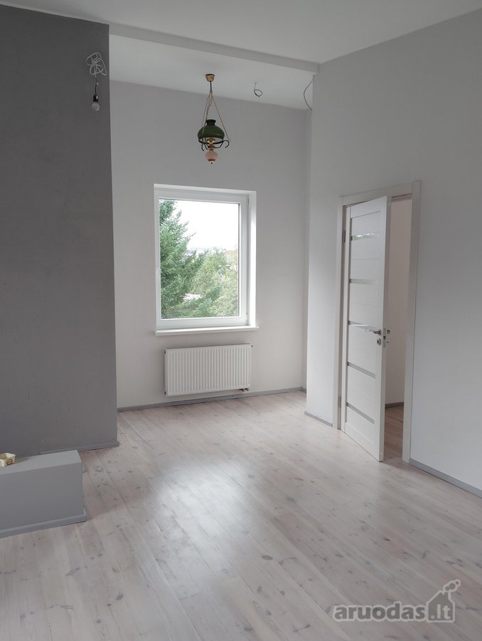 Parduodamas ką tik įrengtas 135kvm gyvenamas - nuotraukos Nr. 12