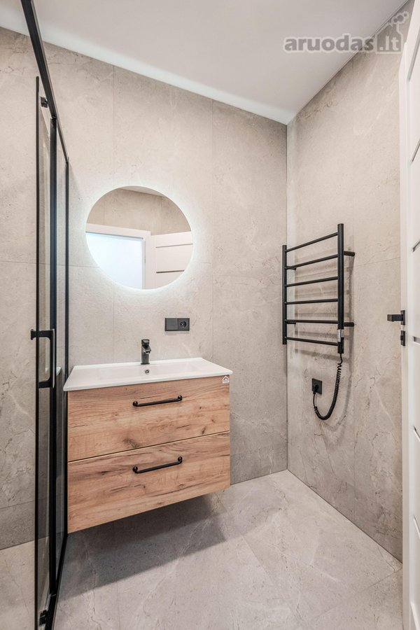 Modernus, šviesus ir jaukus 2 kambarių butas - nuotraukos Nr. 23