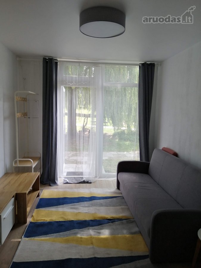 Išnuomojamas 20m2 ploto patalpa su atskiru - nuotraukos Nr. 2